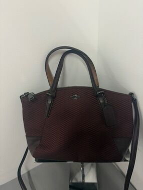 Coach Small Kelsey Sat gel in Red Legacy Jacquard Fabric w/ Leather Trim